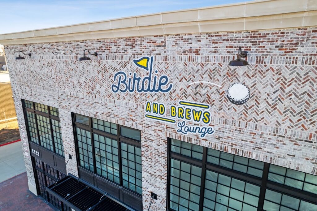 Birdie and Brews Exterior