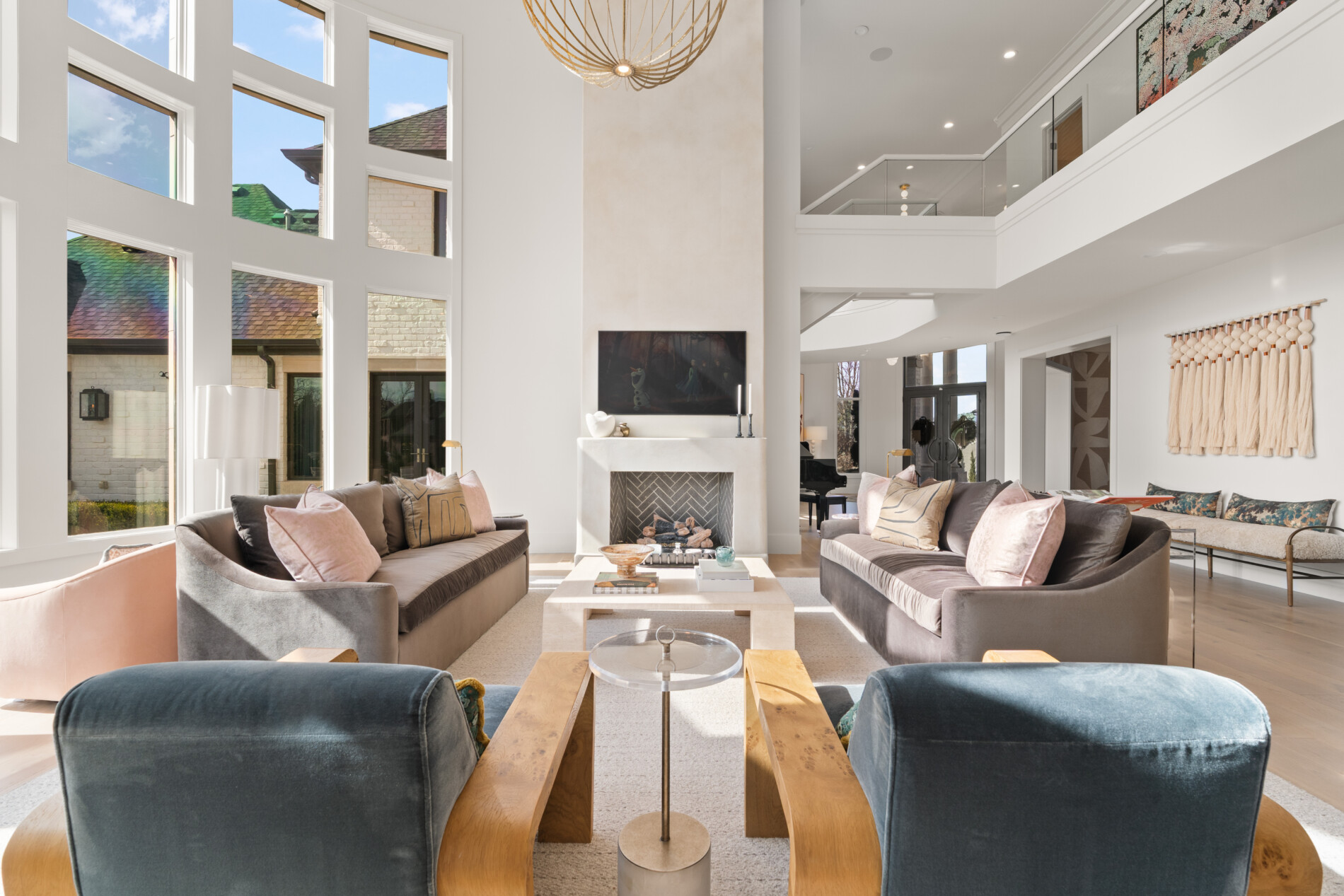 Pinnacle House